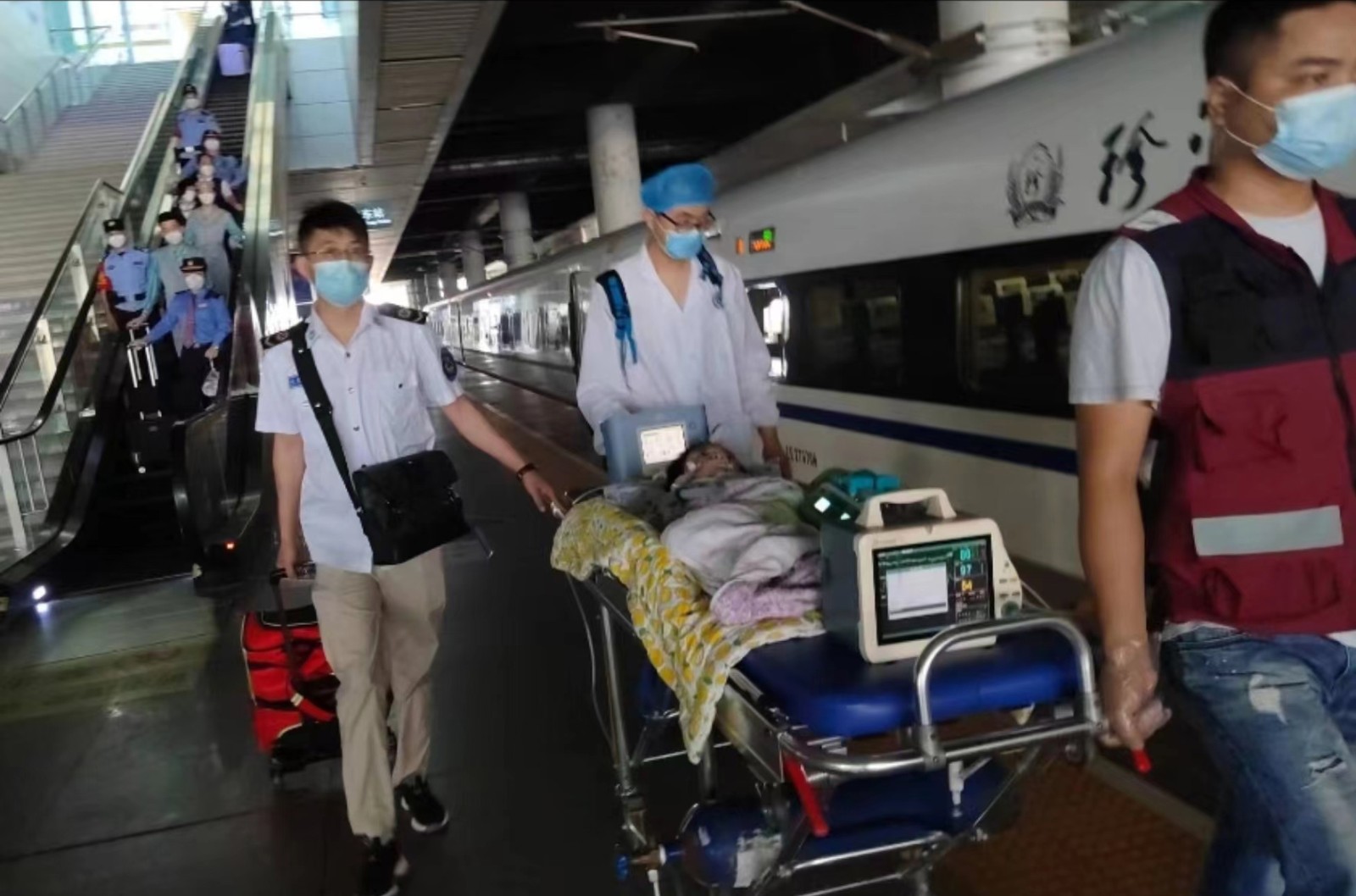 高唐县高铁转运公司